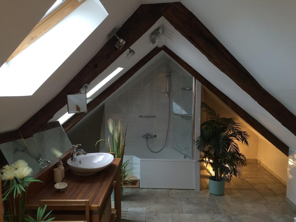 Portail Haut Bed and Breakfast Previnquieres Buitenkant foto