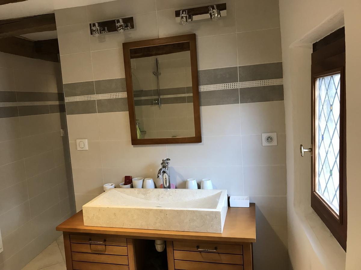 Portail Haut Bed and Breakfast Previnquieres Buitenkant foto
